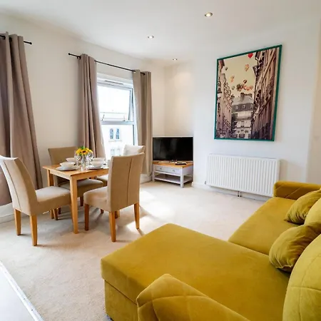 Apartman Cozy Urban Retreat | Modern 1br | Free Parking Bristol