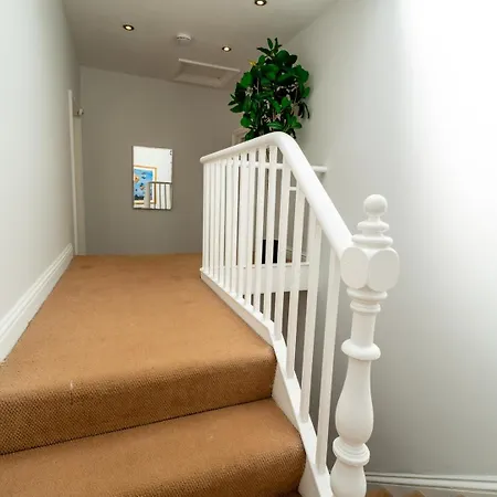 Cozy Urban Retreat | Modern 1br | Free Parking