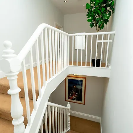 Lejlighed Cozy Urban Retreat | Modern 1br | Free Parking
