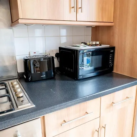 Cozy Urban Retreat | Modern 1br | Free Parking 布里斯托